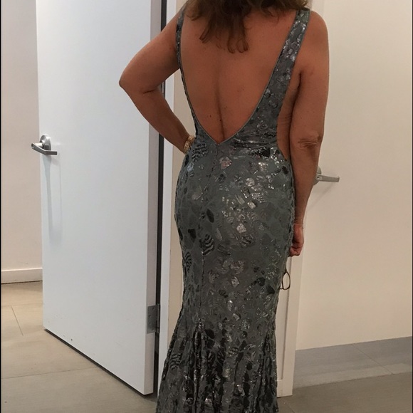 Jovani teal gown with train - Picture 11 of 12